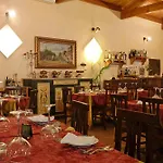 Il Borgo Sul Lago Pizzo (Calabria)