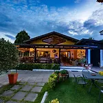 Il Borgo Sul Lago