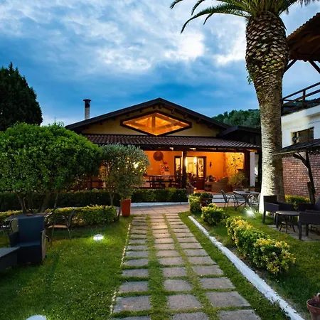 Il Borgo Sul בית חווה פיצו