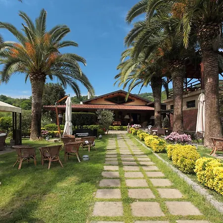 Il Borgo Sul בית חווה פיצו
