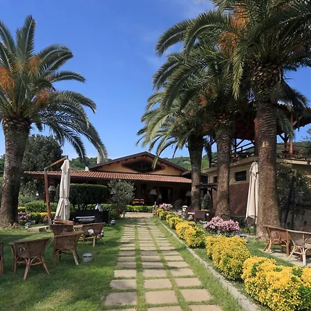 Il Borgo Sul مزرعة للإقامة *