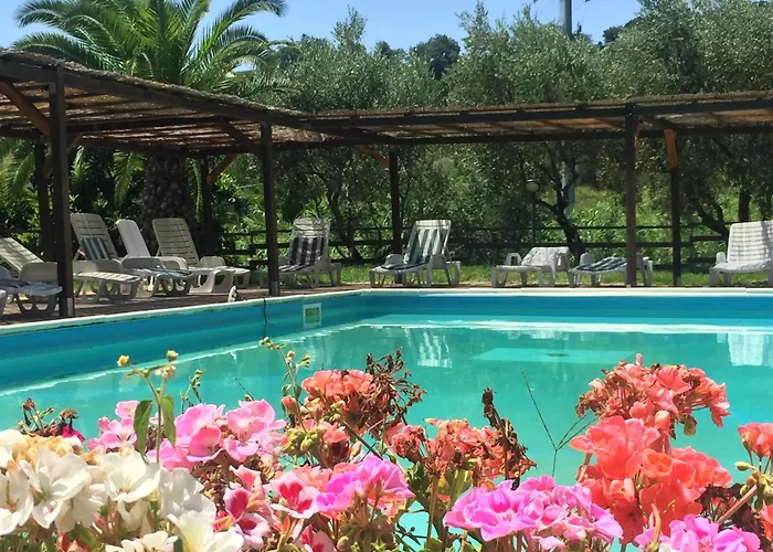 Il Borgo Sul Alojamento de Turismo Rural Pizzo (Calabria)