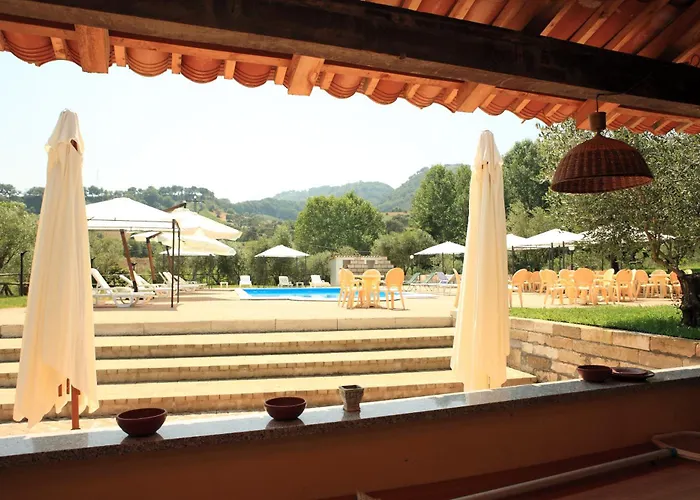 Il Borgo Sul Alojamento de Turismo Rural *